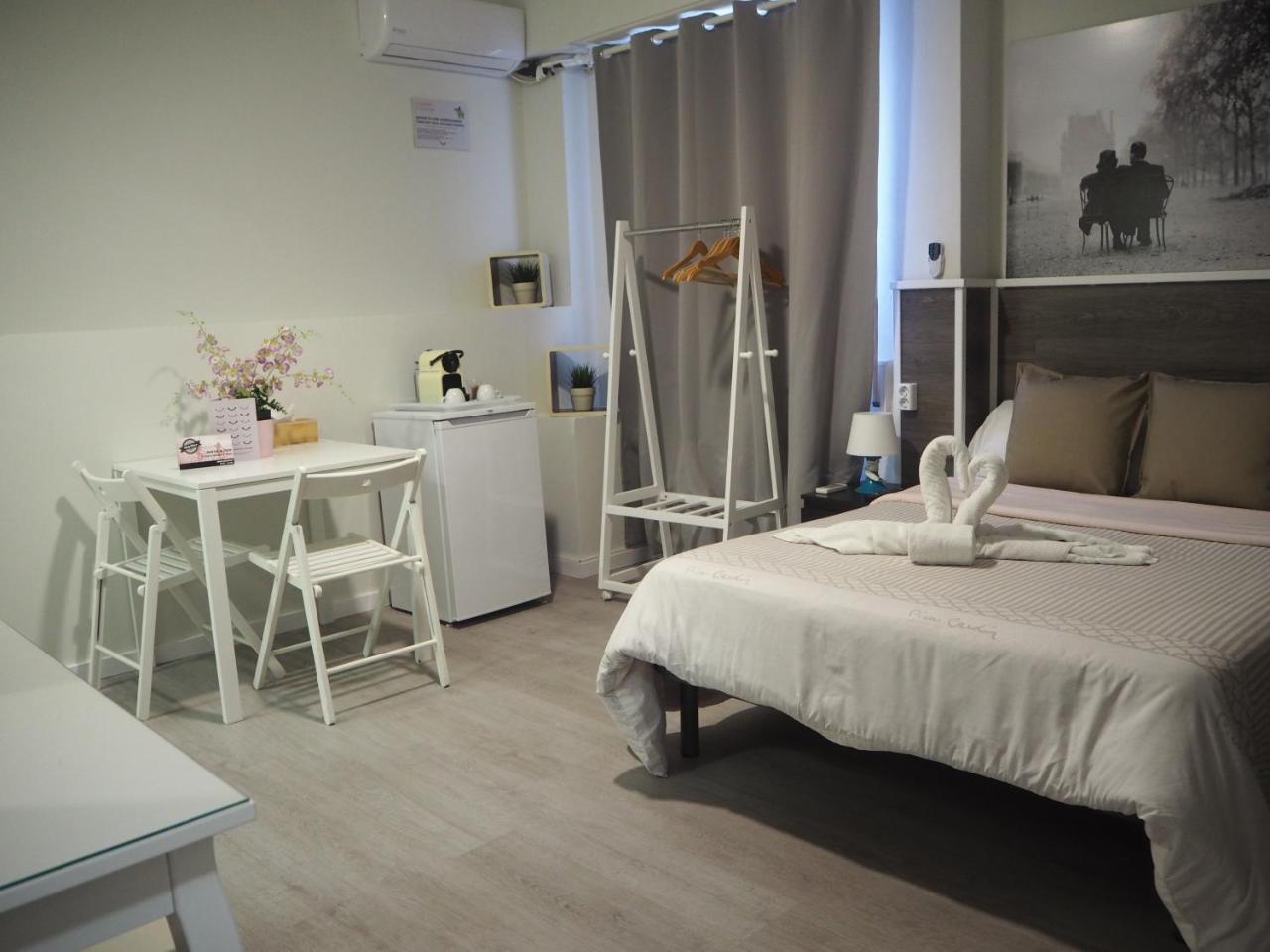 Valencia Suits You Centro Historico, Establecimiento Automatizado-Fast Auto Check In&Out, Solo Para Adultos-Adults Only מראה חיצוני תמונה