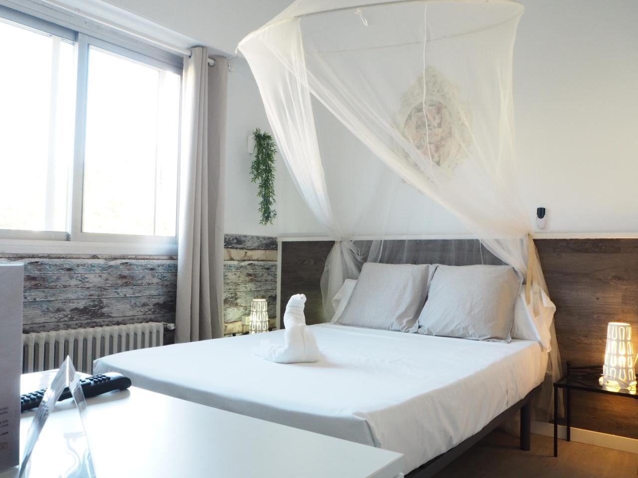 Valencia Suits You Centro Historico, Establecimiento Automatizado-Fast Auto Check In&Out, Solo Para Adultos-Adults Only מראה חיצוני תמונה